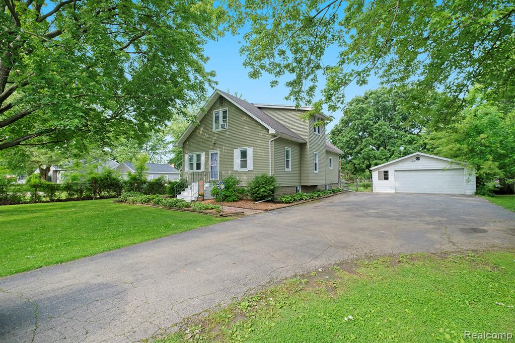 4019 N Belsay Road, Flint, MI 48506 — Photo 4