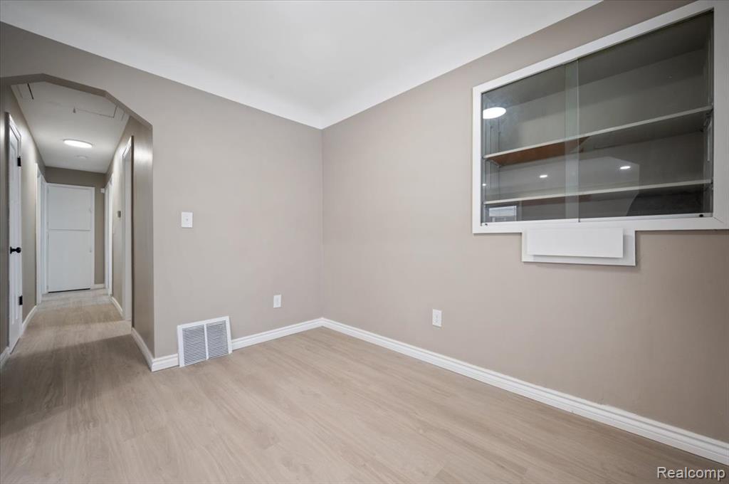 7610 Vaughan, Detroit, MI 48228 — Photo 10