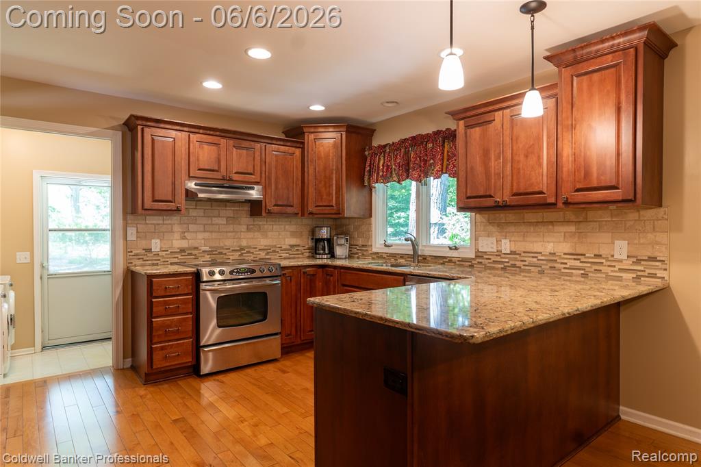 3969 Braeburn Drive, Norton Shores, MI 49441 — Photo 10