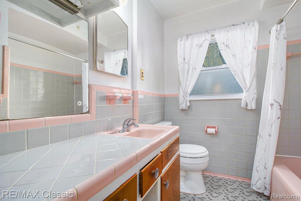 8939 Mercedes, Redford, MI 48239 — Photo 10