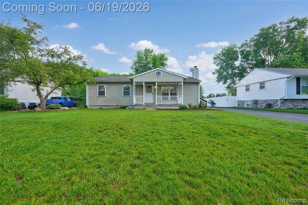 778 Manzano Drive, Wolverine Lake, MI 48390 — Photo 3