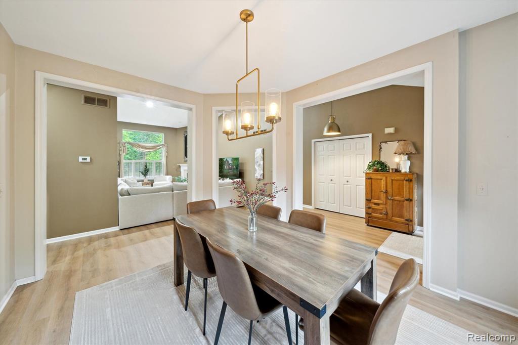 42259 WHITE HART Boulevard, Canton, MI 48188 — Photo 15