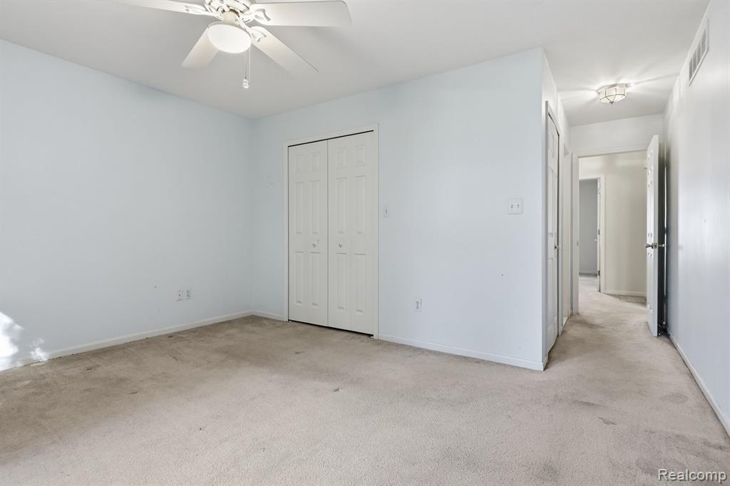 518 Redmaple Lane, 62, Brighton, MI 48116 — Photo 14