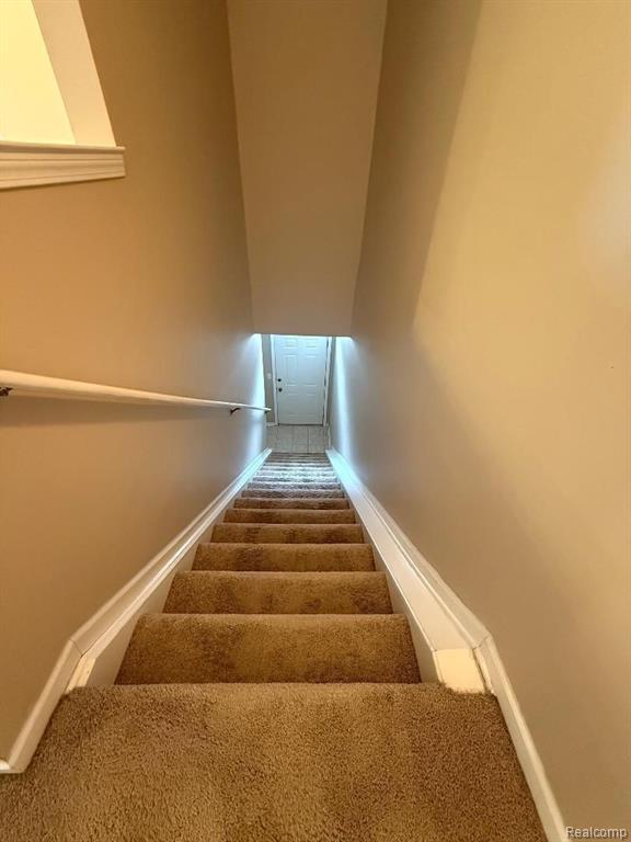 43019 STRAND Drive, 2, Sterling Heights, MI 48313 — Photo 17