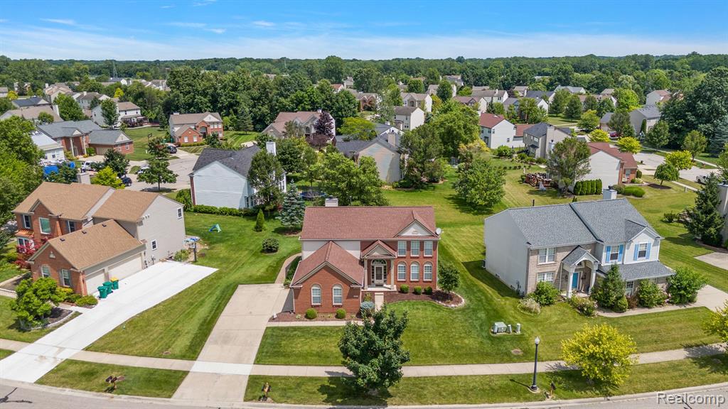 8057 PEBBLESTONE Drive, Ypsilanti, MI 48197 — Photo 7