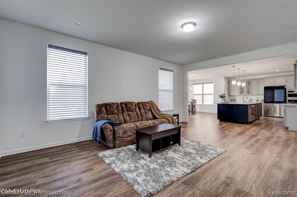 58775 Gidran Drive, South Lyon, MI 48178 — Photo 18