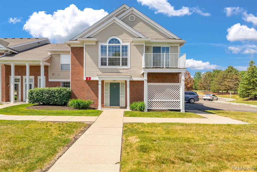 16901 Carriage Way, Northville, MI — Photo 34