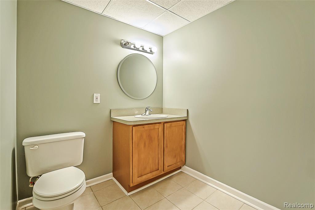 25823 Carriage Lane, South Lyon, MI 48178 — Photo 23