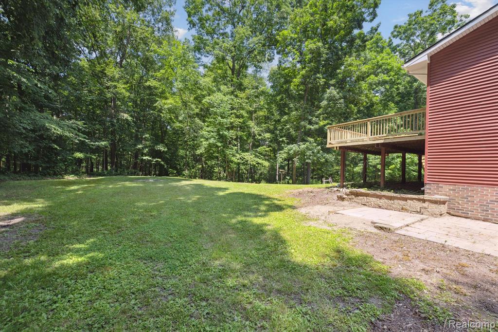 5849 Whispering Oaks Drive, Howell, MI 48855 — Photo 33