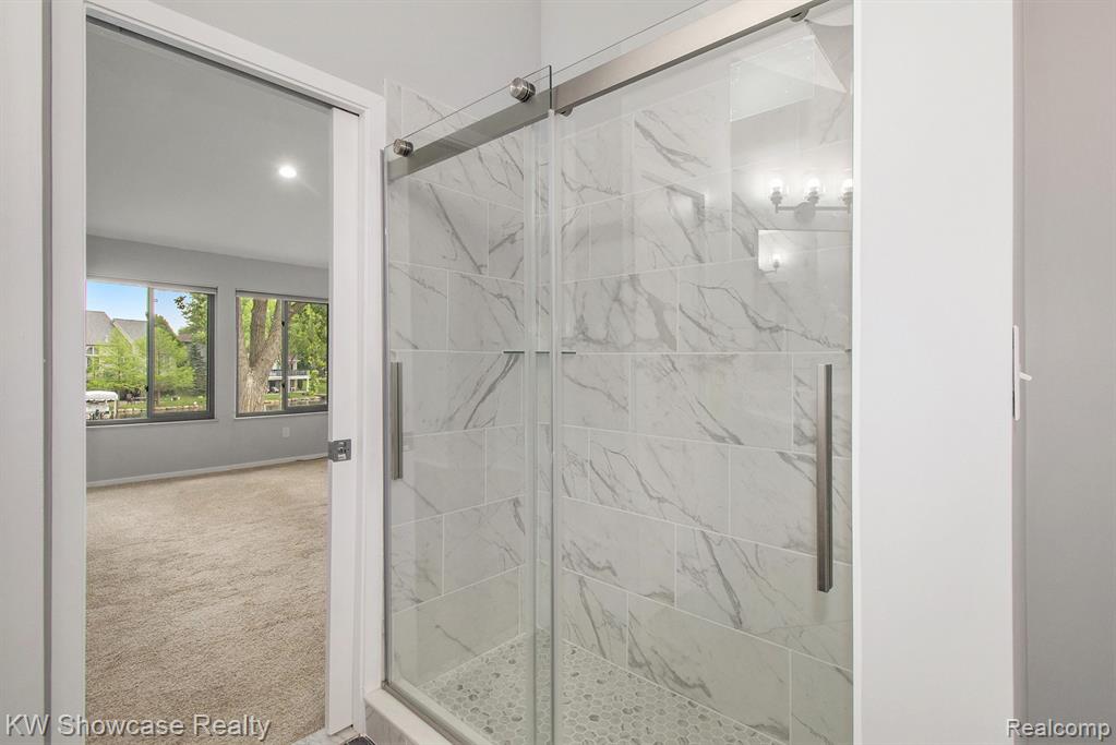 983 ARTDALE, White Lake, MI 48383 — Photo 23