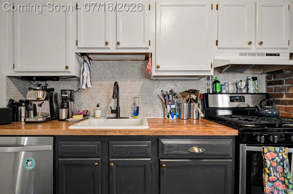 440 W Saratoga Street, Ferndale, MI 48220 — Photo 19