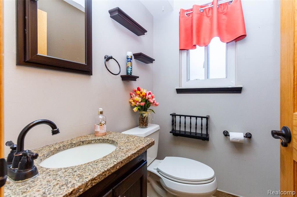 919 Elmsford Drive, Clawson, MI — Photo 26