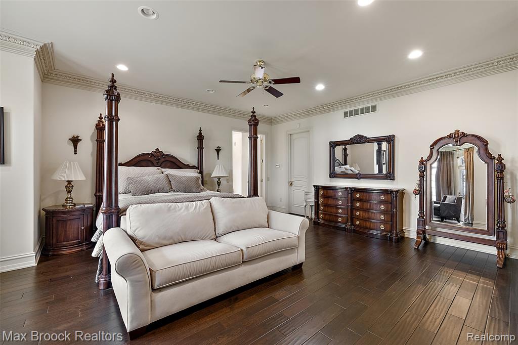 7428 Foxburg Court, Clarkston, MI, 48348