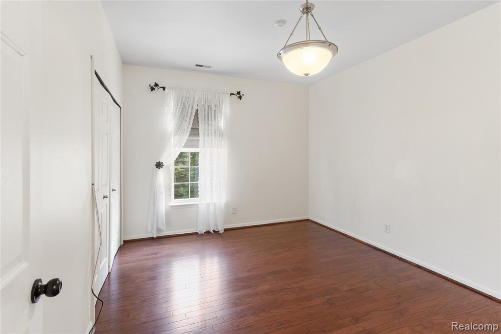 2065 Pinecroft Drive, Canton, MI 48188 — Photo 15