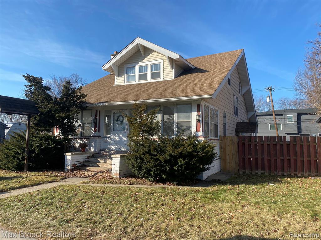 503 N WASHINGTON Avenue, Royal Oak, MI 48067 — Photo 2
