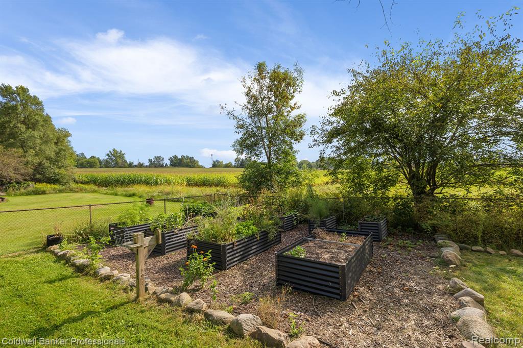 4293 LAPEER Street, Columbiaville, MI 48421 — Photo 10