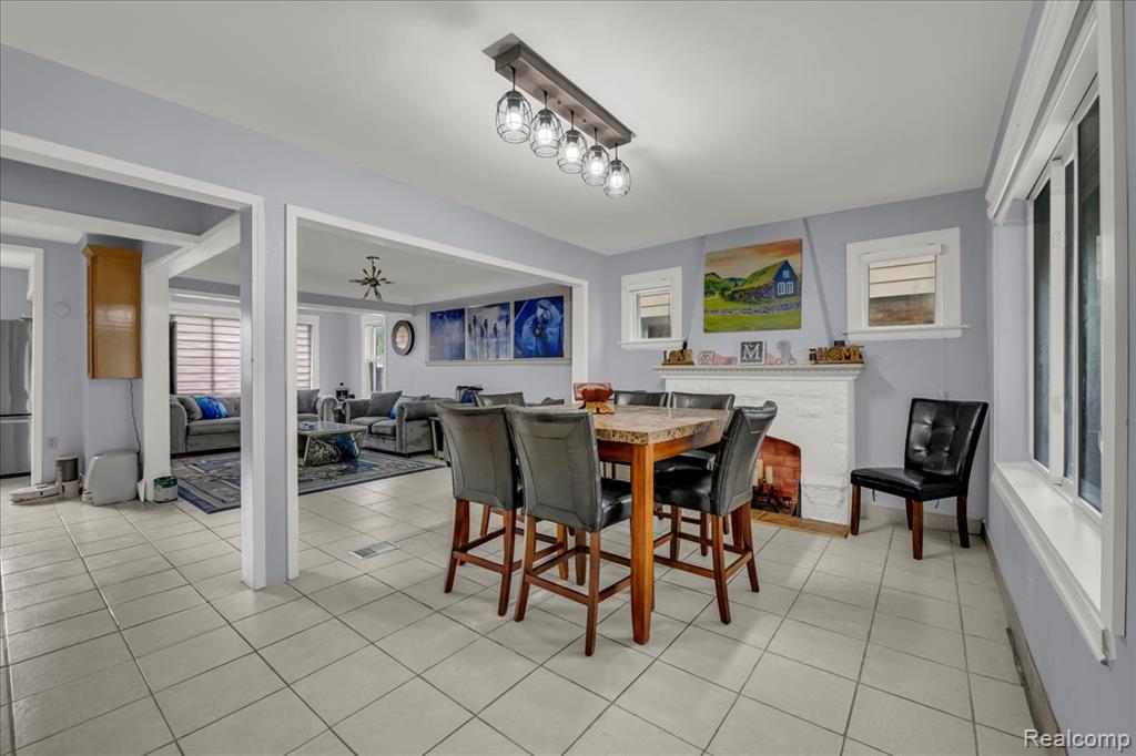 6101 Appoline Street, Dearborn, MI 48126 — Photo 5