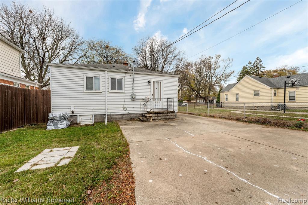 7263 Henry, Center Line, MI 48015 — Photo 22
