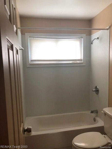 6784 COOPER Street, Taylor, MI 48180 — Photo 8