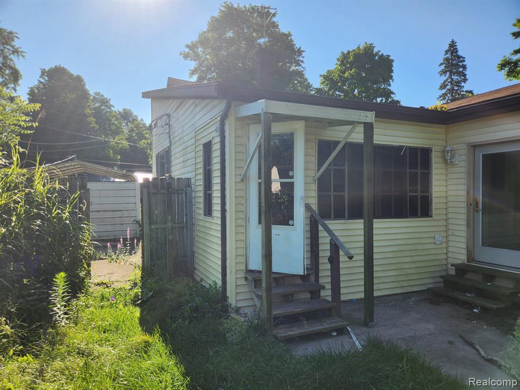 315 MCOMBER Street, Dowagiac, MI 49047 — Photo 33