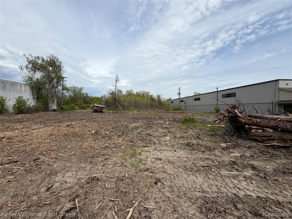 22477 15 Mile Road, Clinton Twp, MI 48035 — Photo 12