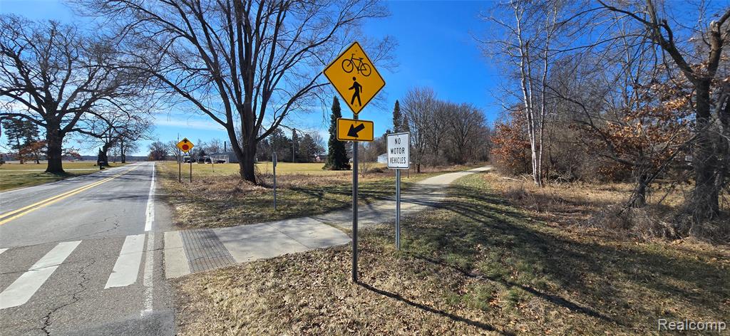 4010 Eastbridge Circle Road, Stockbridge, MI 49285 — Photo 38
