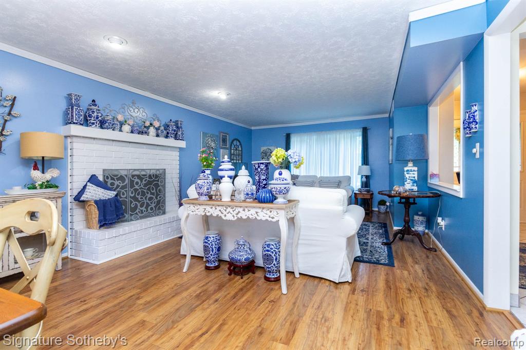 4086 Cherry Garden Drive, Commerce Twp, MI 48382 — Photo 9