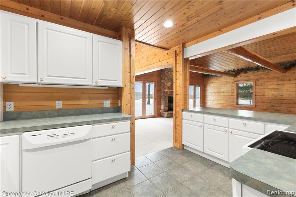 2787 Midway Lane, St. Clair, MI 48079 — Photo 28