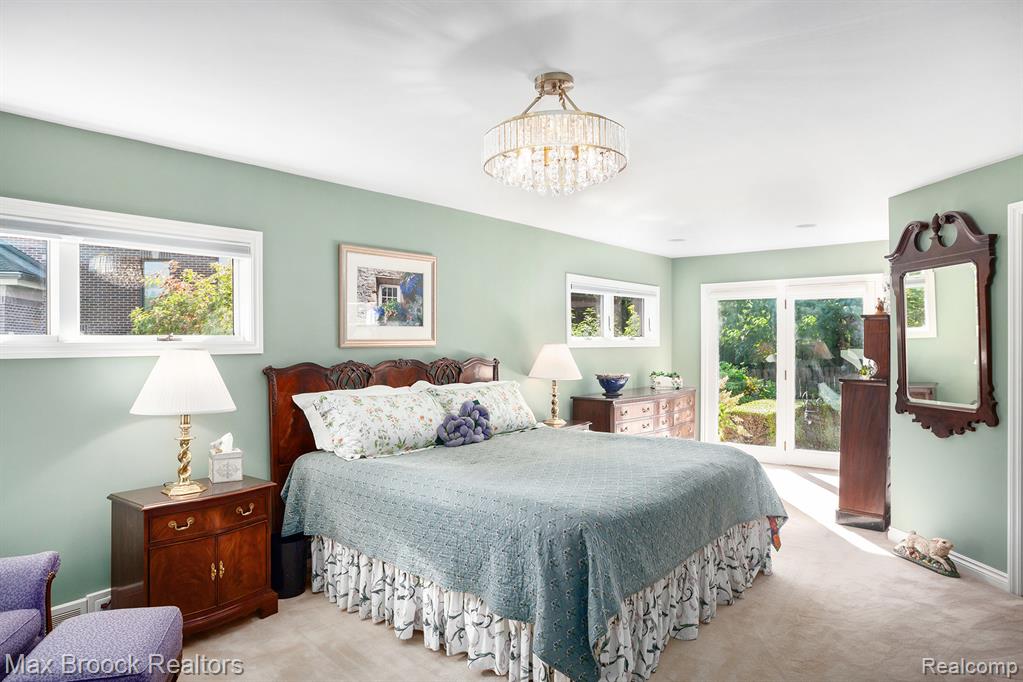 855 N Pemberton Road, Bloomfield Hills, MI 48302 — Photo 15