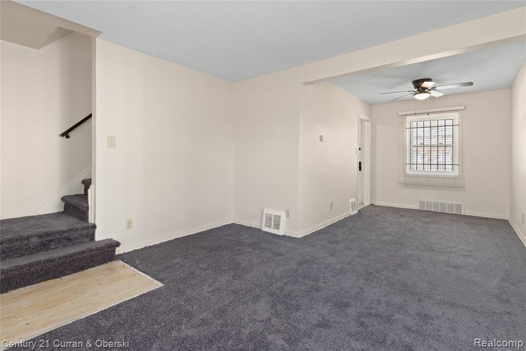 9145 Mettetal, Detroit, MI 48228 — Photo 2