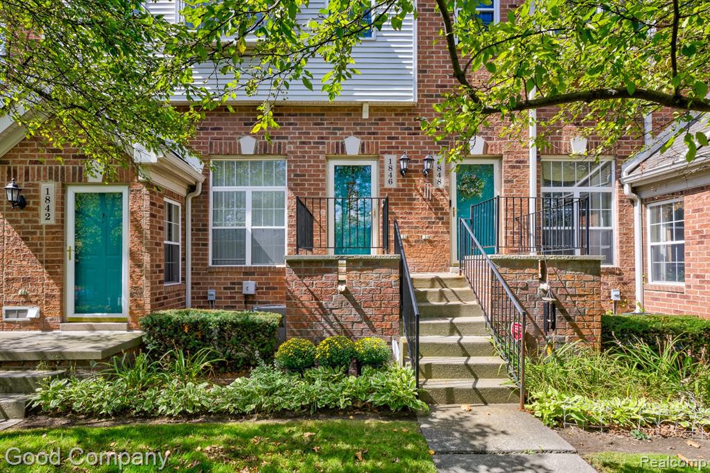 1846 Campau Farms Circle, 120, Detroit, MI 48207 — Photo 32