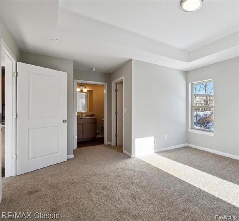 612 Pointe Drive, Walled Lake, MI 48390 — Photo 11
