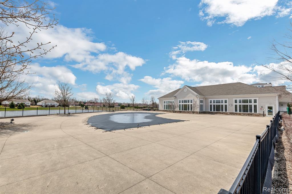9336 SAINT ANDREWS Drive, Grand Blanc, MI 48439 — Photo 22