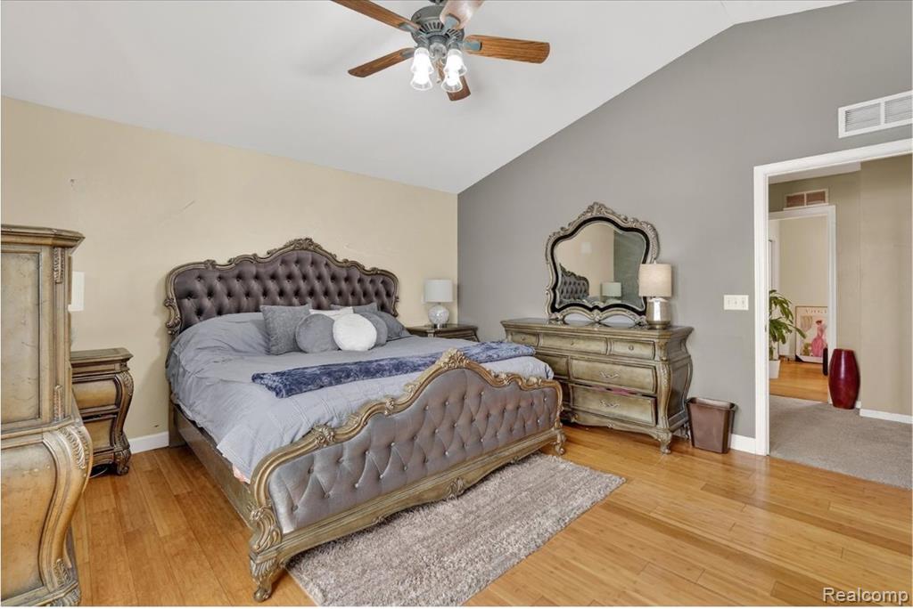 5120 Meadow Crest Circle, Holly, MI 48442 — Photo 28