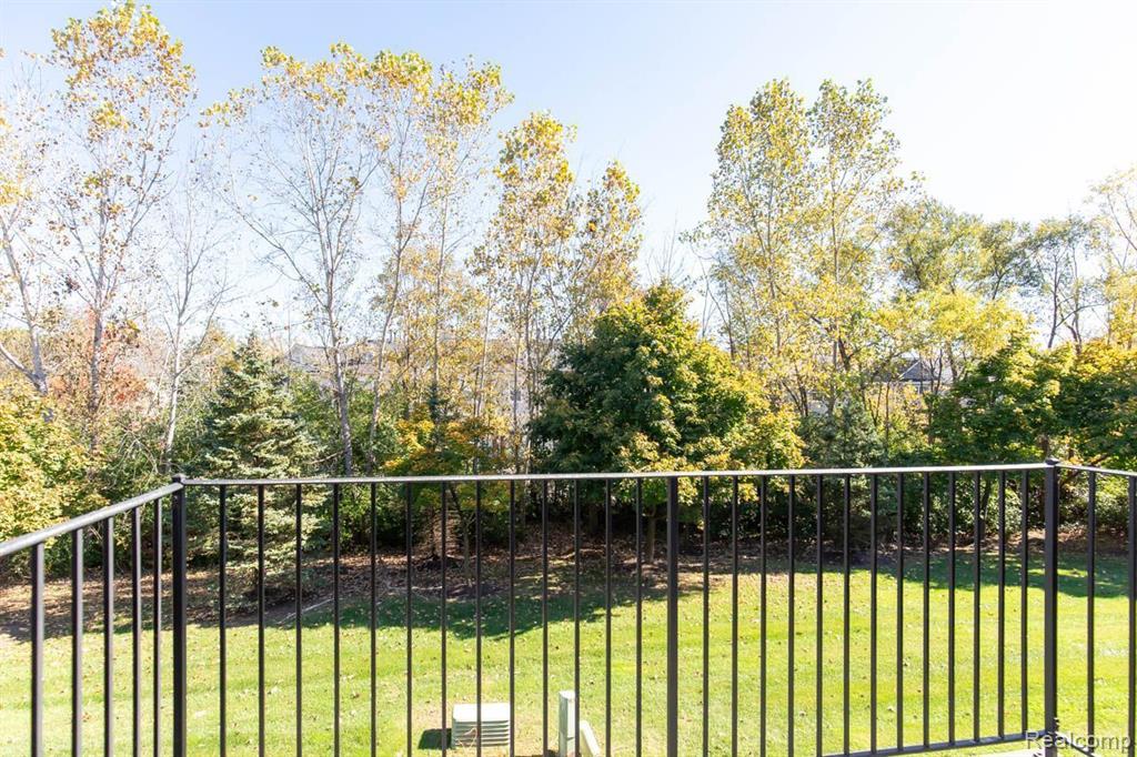 475 CHERRY ORCHARD Road, Canton, MI 48188 — Photo 46