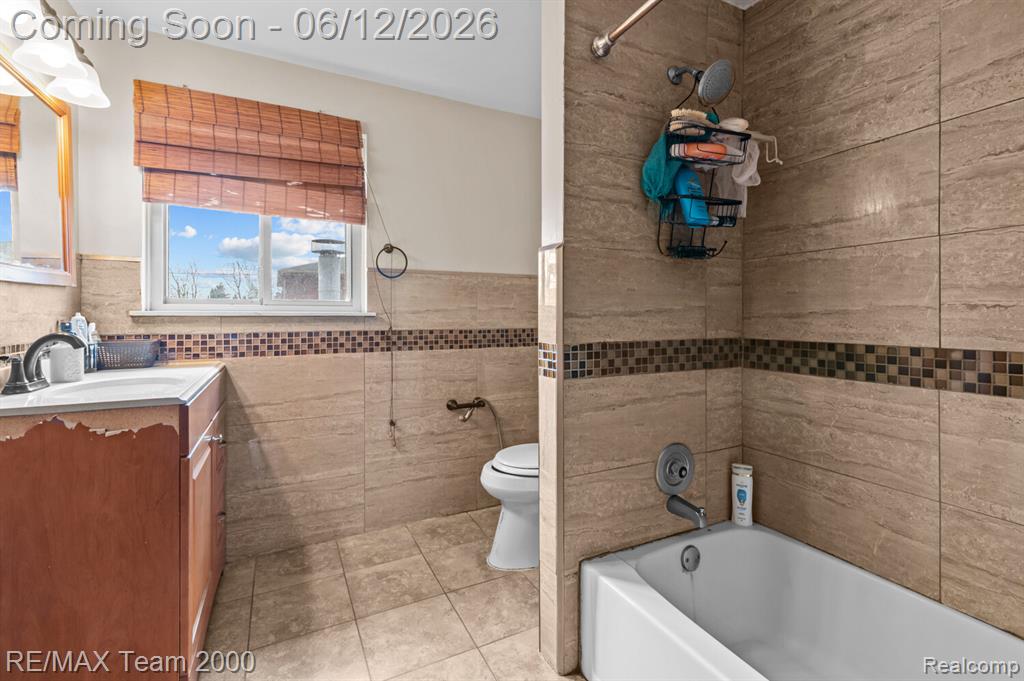3 Morross Court, Dearborn, MI 48126 — Photo 19