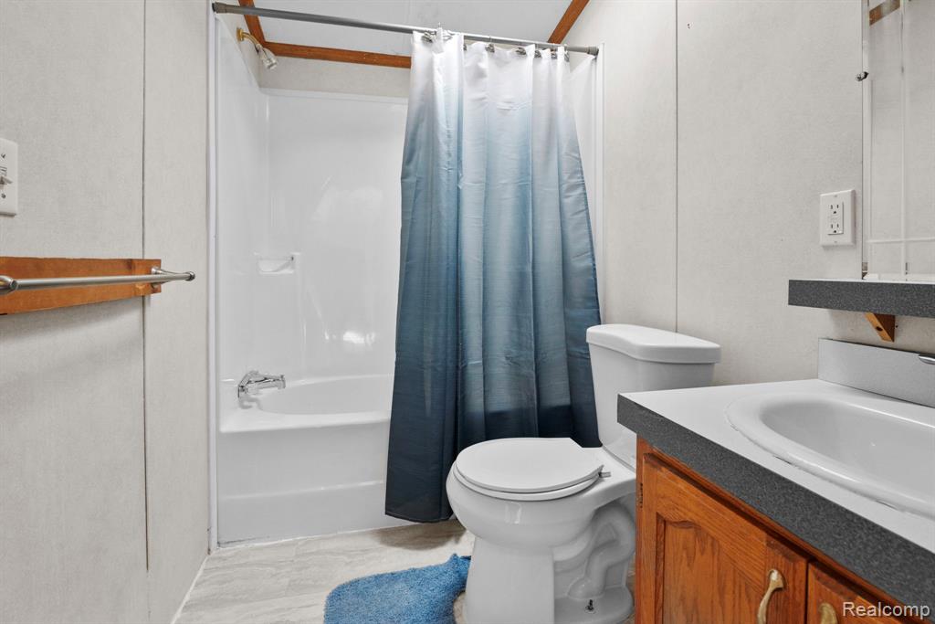 9740 Hathaway Drive, Northville, MI 48167 — Photo 18