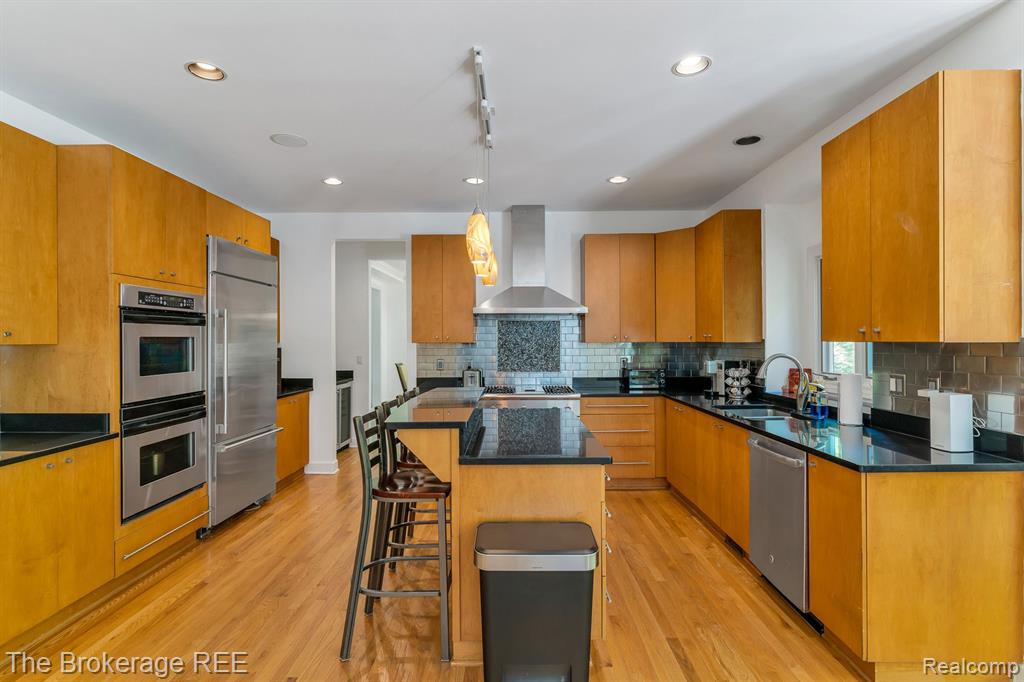 6995 HAWK WOODS Court, West Bloomfield, MI — Photo 13