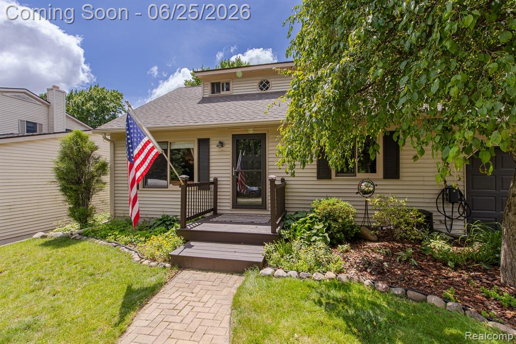 4741 Meadowbrook Avenue, Clarkston, MI 48348 — Photo 3