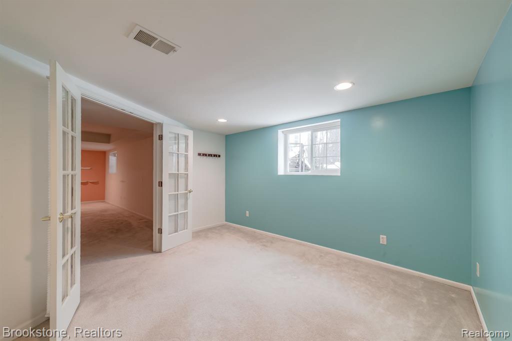 6462 Heron Park Way, Clarkston, MI — Photo 36