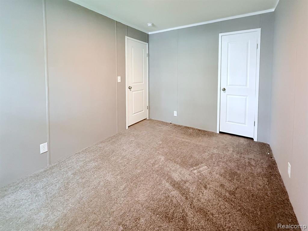 258 Diamond Circle, Whitmore Lake, MI 48189 — Photo 17