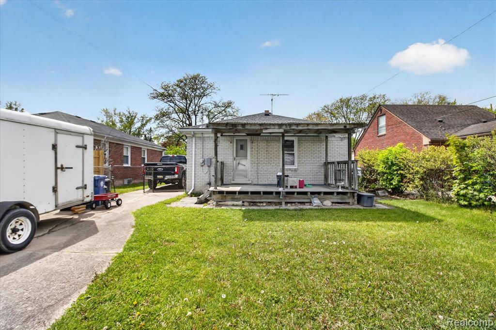17706 Centralia, Redford, MI 48240 — Photo 41