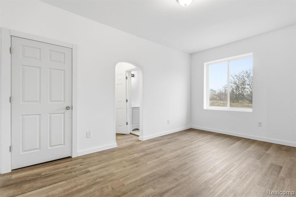 3295 Rochester Street - Photo 4