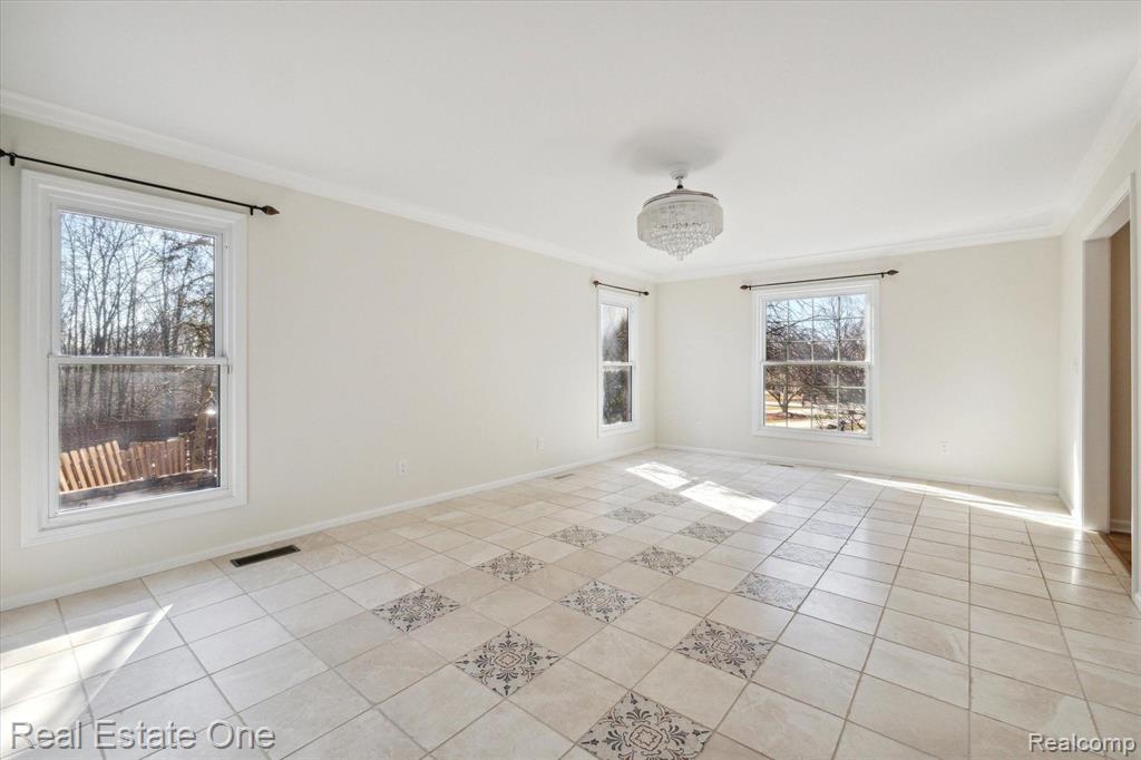 5363 HIGH COURT Way, West Bloomfield, MI 48323 — Photo 5