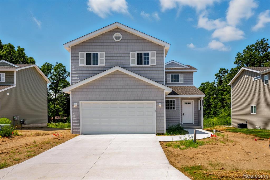 5750 Copper Tree Park, Waterford, MI 48327 — front exterior