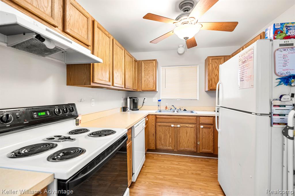 23344 GRAYSON Drive, Southfield, MI 48075 — Photo 4