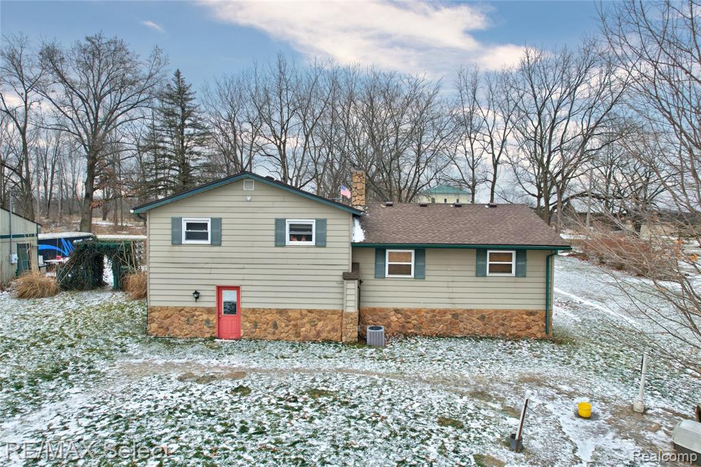 2690 Winegar Road, Bancroft, MI 48414 — Photo 24