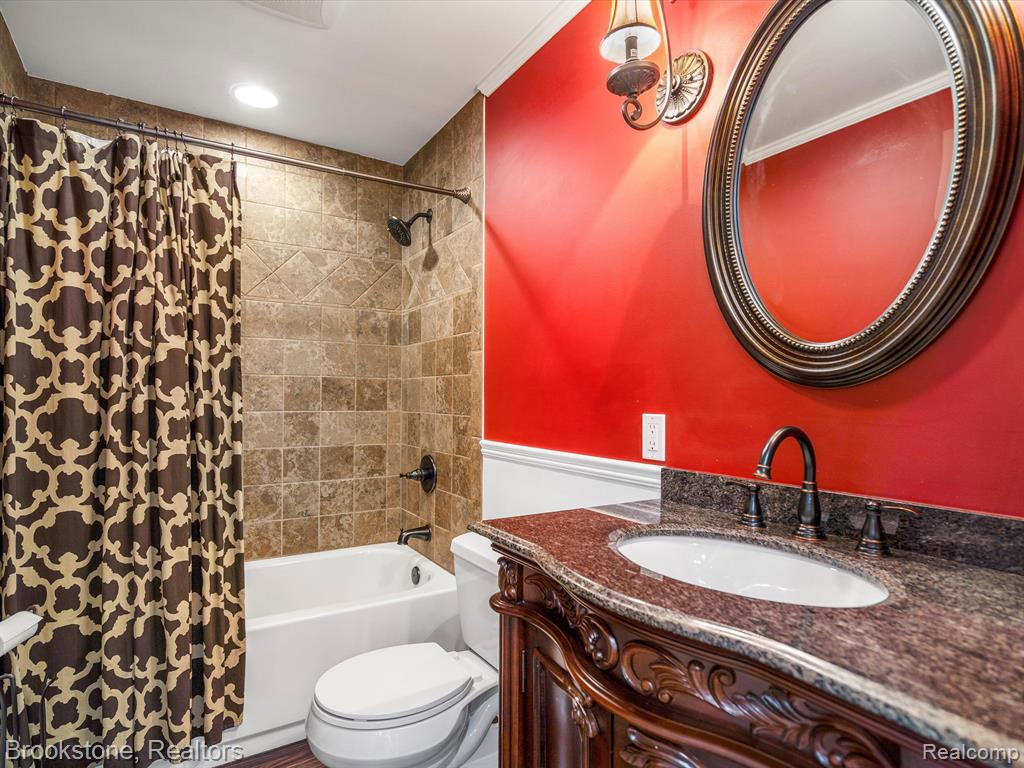 42650 Whitman Way, Novi, MI 48377 — Photo 49