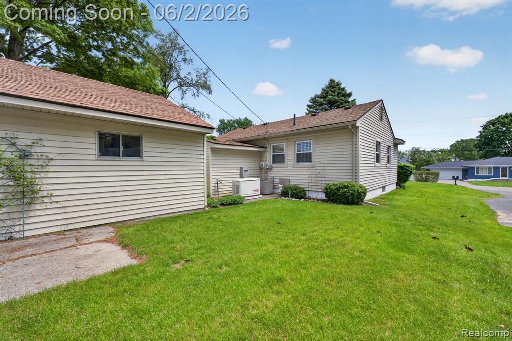 3993 Maiden Street, Waterford, MI 48329 — Photo 22