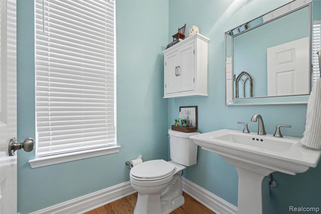 7560 Gannon Court, Shelby Twp, MI 48317 — Photo 11